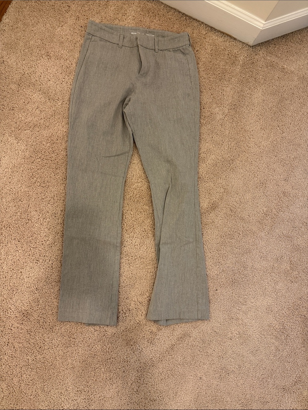 Old Navy Womenโs Light Gray Pixie